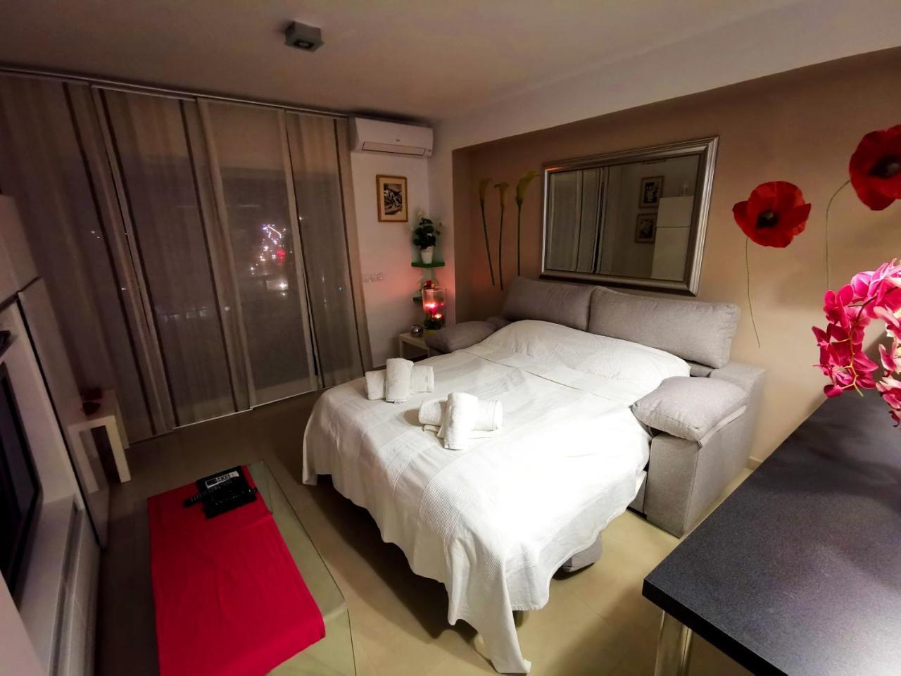 Apartamento Carihuela Torremolinos Dış mekan fotoğraf
